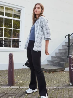 Next Noir - Power Sculpting Ponte Flare Leggings Hot