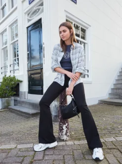 Next Noir - Power Sculpting Ponte Flare Leggings Hot