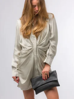 Pure Luxuries London - Pochette Amelia Nappa en cuir Noir New