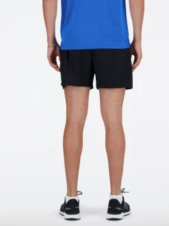 New Balance Noir - Short de course Essential 5pouces pour homme