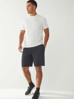 Under Armour Noir - Short en tissu technique à imprimé graphique Sale