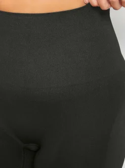 Yours Curve Noir - Short taille haute sans coutures avec contrôle du ventre Online