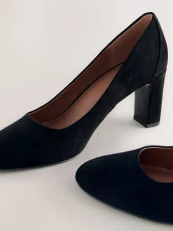 Next Noir en suédine - Chaussures à talons Forever Comfort® à bout rond Clearance