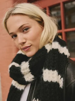 Next Noir/Blanc - Écharpe rayée en maille de laine Blend Clearance