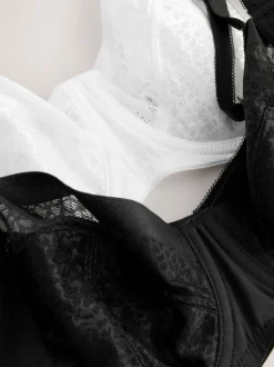 Next Noir/Blanc - DD+ non rembourré Balcon lissant Animal maille à armatures avec soutien latéral Soutiens-gorge 2 Lot Discount