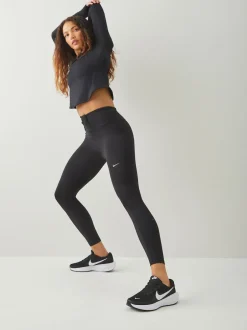 Nike - Revolution 8 Roads Chaussures de course Noir/Blanc Outlet