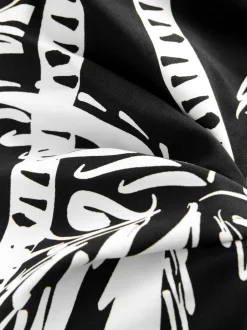 Next - Maillot de bain Bandeau gainant à jambes froncées Noir/Crème Palmier