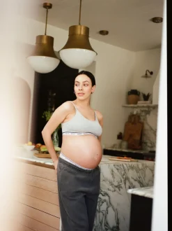 Next Noir/Gris - Maternité Allaitement Raccourci Ultimate Comfort Hauts 2 Pack Outlet