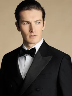 Charles Tyrwhitt Nœud papillon Barathea en soie prêt à nouer Best