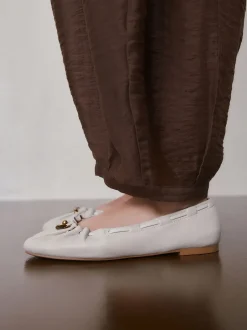 Next os - Chaussures plates Forever Comfort® en cuir à breloque froncée Best