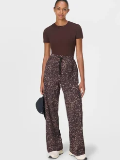 Sweaty Betty Pantalon large Betty Explorer en sueur avec bande 32po Hot