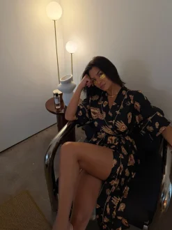 Never Fully Dressed Peignoir Charm en satin Best