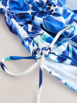 Next - Maillot de bain Bandeau gainant à jambes froncées Porcelaine blanc/bleu Sale