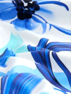 Next - Maillot de bain Bandeau gainant à jambes froncées Porcelaine blanc/bleu Sale