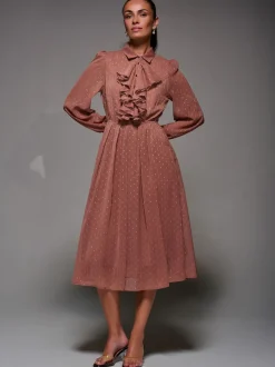 Jolie Moi Robe chemise en mousseline texturée à volants Hot