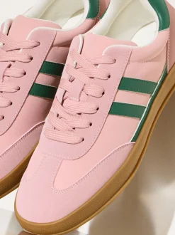 Friends Like These Rose - Baskets de sport LaceUp rétro à semelle en gomme Clearance