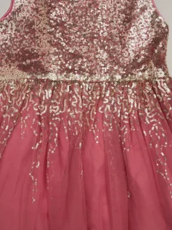 Miss Rose - Ensemble robe Waterfall à sequins et boléro en fausse fourrure Sale