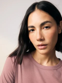 Next - T-shirt à manches longues de cou d'équipage Rose pastel Sale