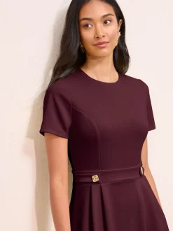 Friends Like These Rouge baie - Tab Detail Manches courtes Mi-long habillé Robe Discount