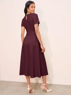 Friends Like These Rouge baie - Tab Detail Manches courtes Mi-long habillé Robe Discount