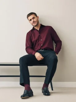 Next Rouge bordeaux - Ajustement régulier - Signature 100% coton avec chemise élégante texturée New