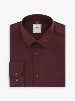 Next - Ajustement régulier - Chemise élégante texturée facile d’entretien à poignets simples Rouge bordeaux Hot