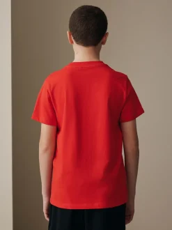 Next - T-shirt imprimé graphique à manches courtes coupe régulière (3-16ans) Rouge Football Sale