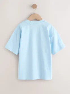 Next - T-shirts à manches courtes à imprimé graphique coupe standard Lot de 3 (3à16ans) Rouge/bleu/ciment Sale