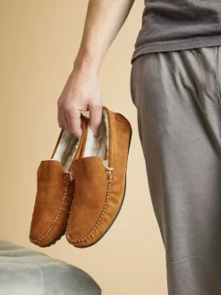 Jones Bootmaker Tan - Chaussons Zain en daim Outlet