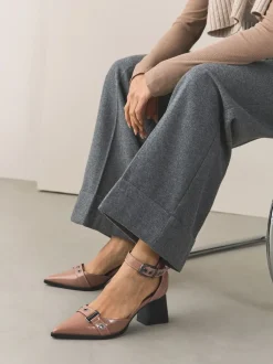 Next Taupe (Taupe) - Chaussures à talons carrés Forever Comfort® à bout pointu Clearance