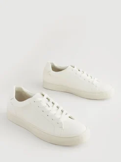 Next - Baskets minimalistes Terrain blanc Clearance