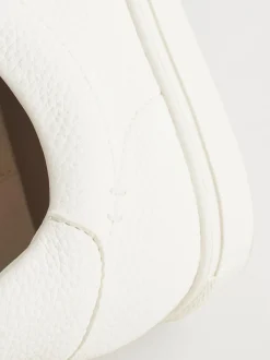 Next - Baskets minimalistes Terrain blanc Clearance