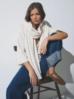 The Set lot de 2 Écharpes en maille fine Hot