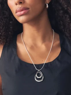 Next Tonalité argentée - Collier pavé ovale tourbillonnant Clearance