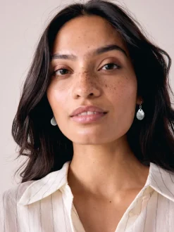 Next Tonalité argentée - Pendants d'oreilles pétales