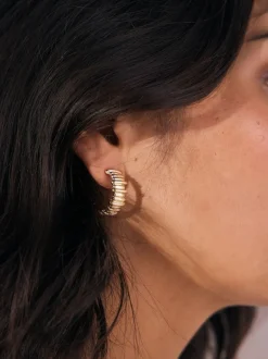 Next Tonalité d'or - Boucles d’oreilles Ridged Hoop Sale