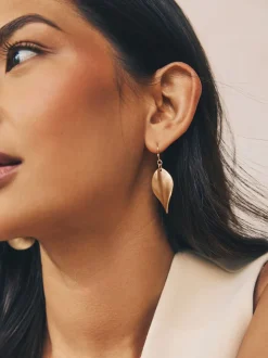 Next Tonalité d'or - Boucles d’oreilles Wave Petal Drop Clearance