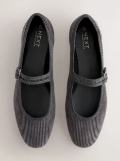 Next Velours côtelé gris - Chaussures Mary Jane à boucle à bout rond Forever Comfort New