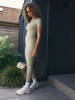 self. - soi-même. Legging taille haute vert Outlet