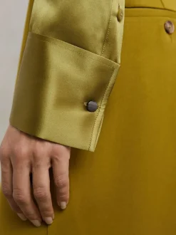 Reiss - Chemise Ameira à patte de boutonnage dissimulée en satin de soie Vert clair Clearance