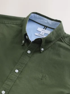 Next - Ajustement régulier - Chemise Oxford à manches courtes vert foncé New
