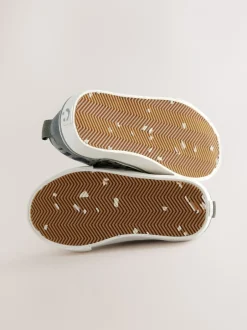 Next - Fermeture par contact Skate Trainers Vert kaki Discount