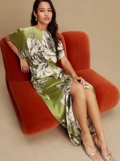 Next Vert/Ecru - Robe mi-longue texturée en Satin à Manches courtes torsadée sur le devant Sale