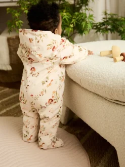 Next Woodland écru imprimé à capuche - Combinaison bébé en nylon (0mois à2ans) Outlet